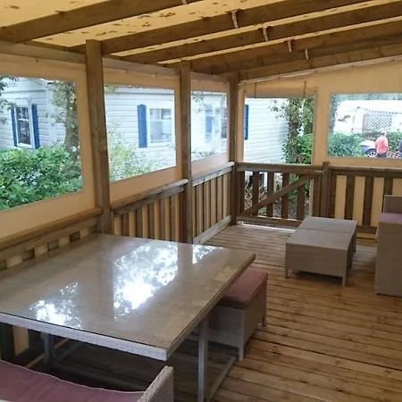 Camping Mobile Dans Domaine De Kerlann Pont-Aven
